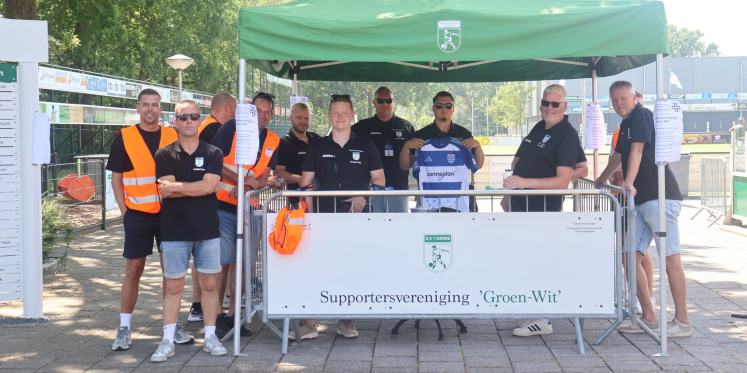 Foto: PEC Zwolle – Al Jazira Club op Sportpark Schenk