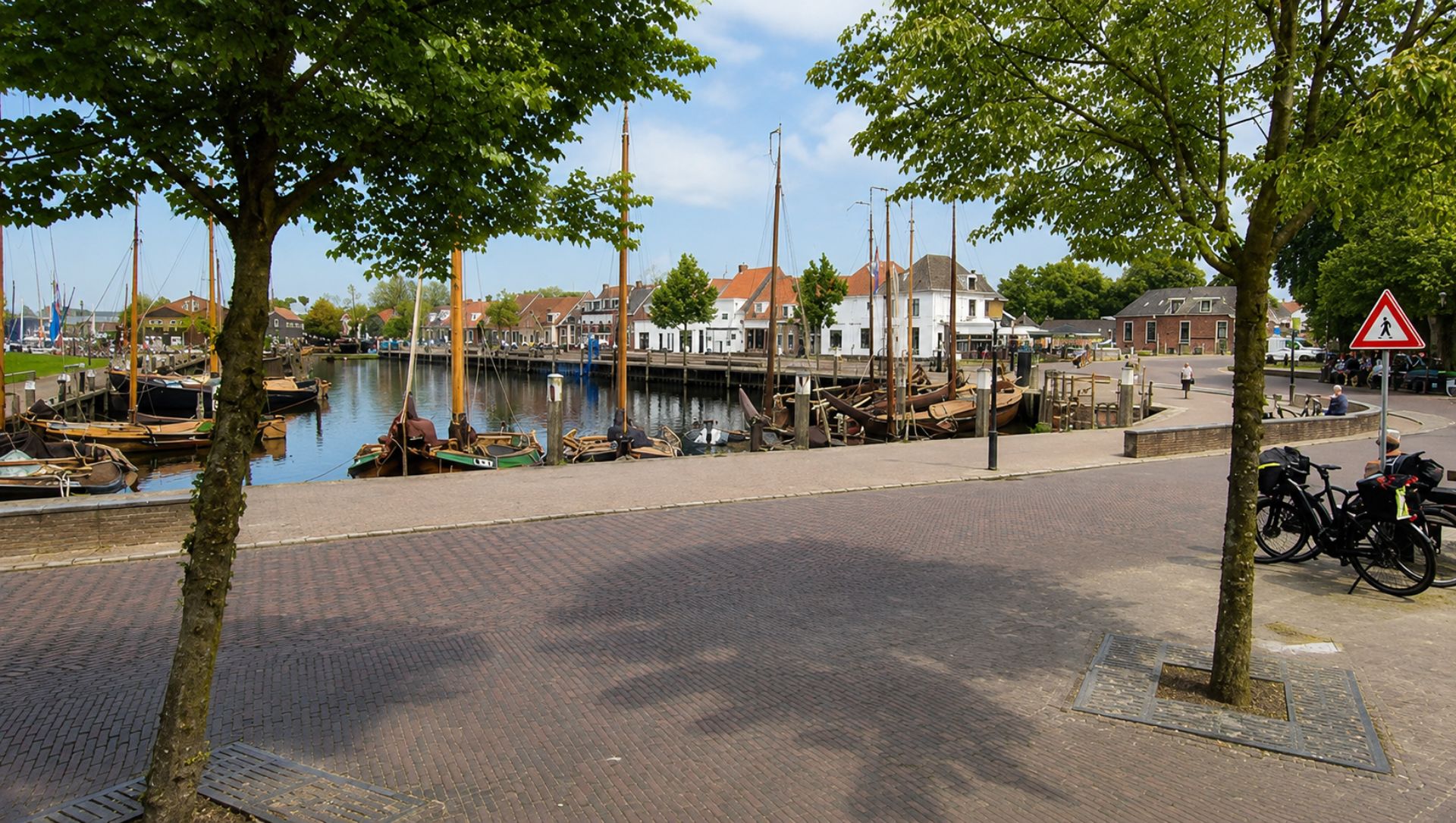 Foto: Havenkade Elburg deze zomer regelmatig afgesloten voor verkeer
