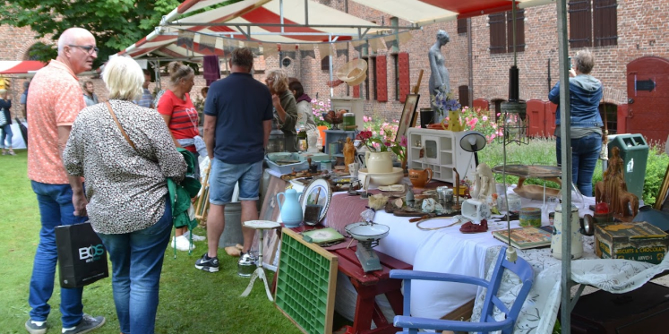 Foto: Brocante markt in Elburg