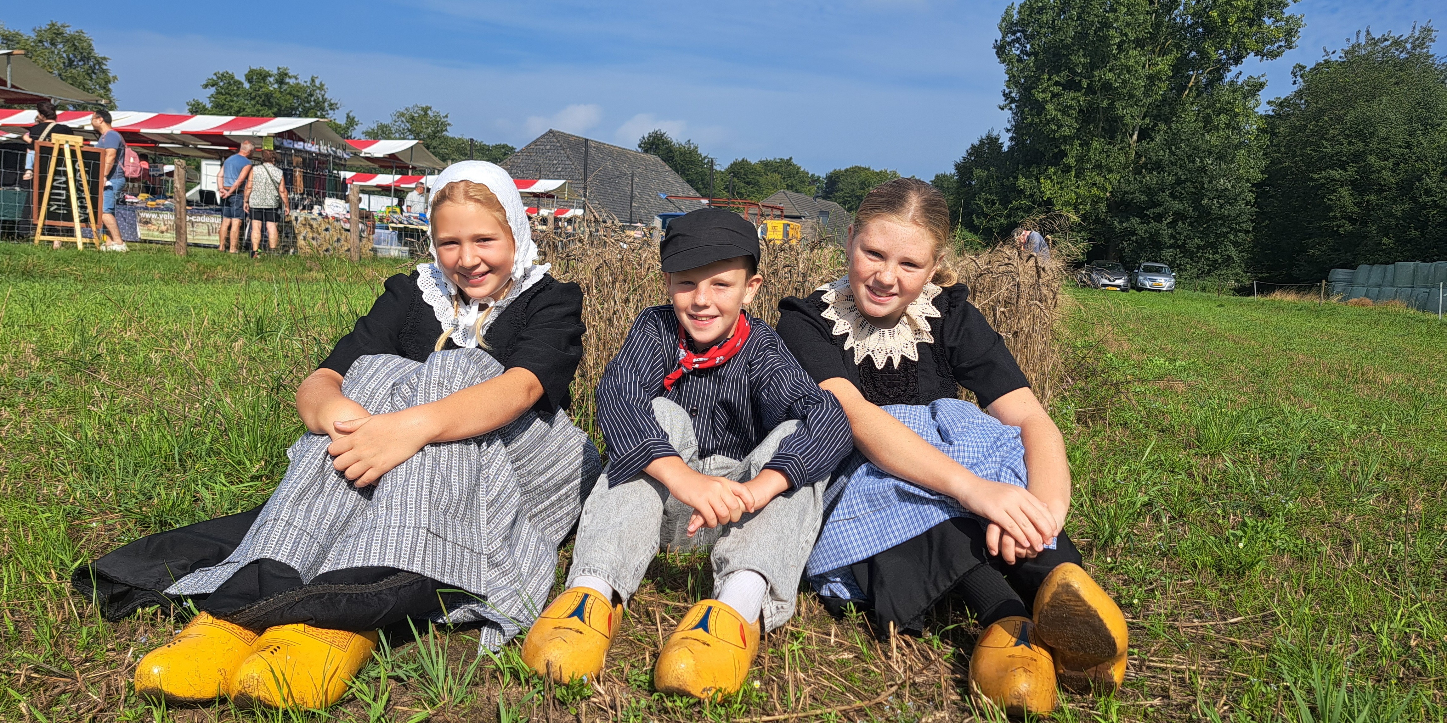 Foto: Oogstmarkt bij Boerderijmuseum