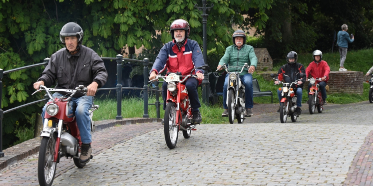 Foto: Brommers kiek’n in Elburg een begrip in de regio