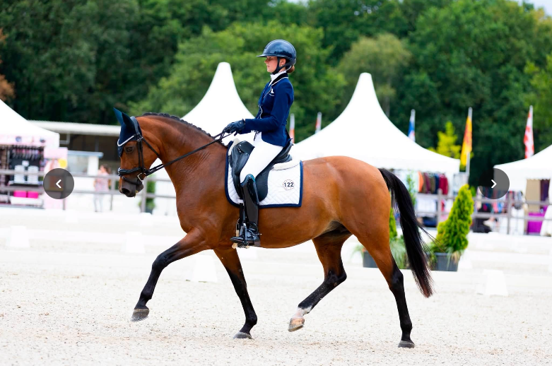 Foto: Nederlandse titel voor ruiter Alisa van Bommel