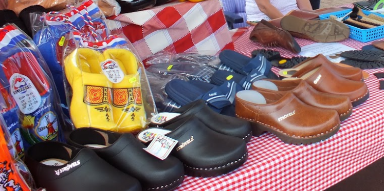 Foto: Jaarlijkse braderie in Zalk