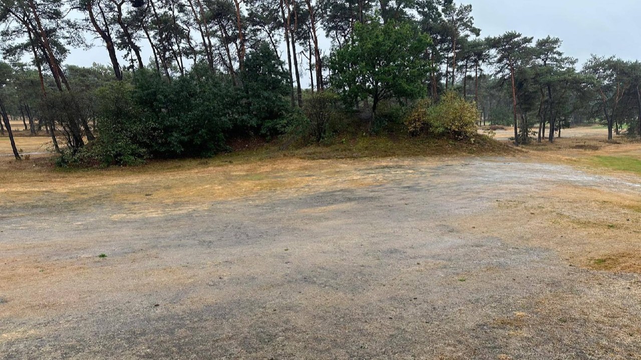 Foto: Golfbaan Rijk van Nunspeet door gladheid gesloten