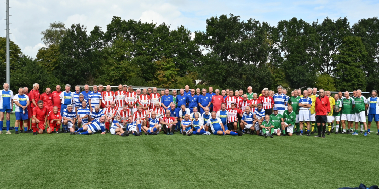 Foto: Geslaagd Walking Football Toernooi bij WHC Wezep