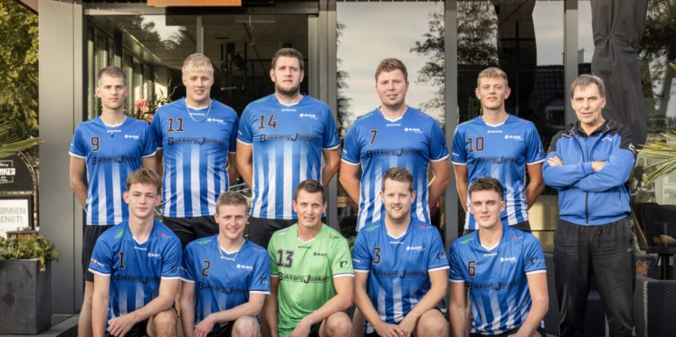 Foto: Blauw Wit opent seizoen met winst