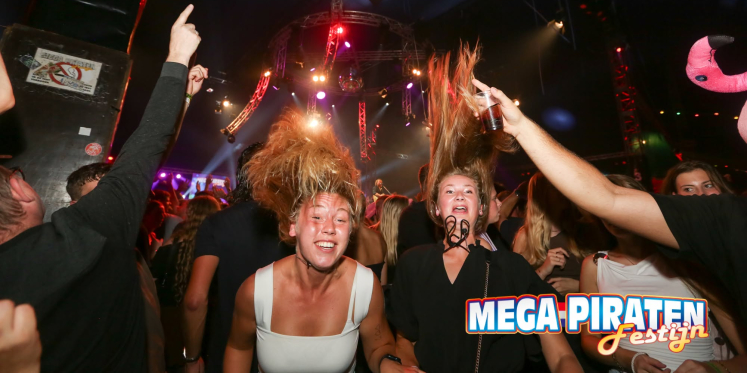 Foto: Zeven weken van tevoren uitverkocht Mega Piraten Festijn in Oldebroek gezellig volksfeest