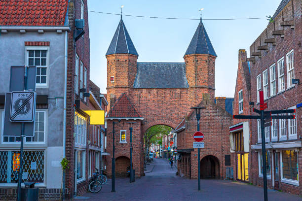 Foto: Zondag 'We hebben het druk met niets. Heeft u dat ook?'