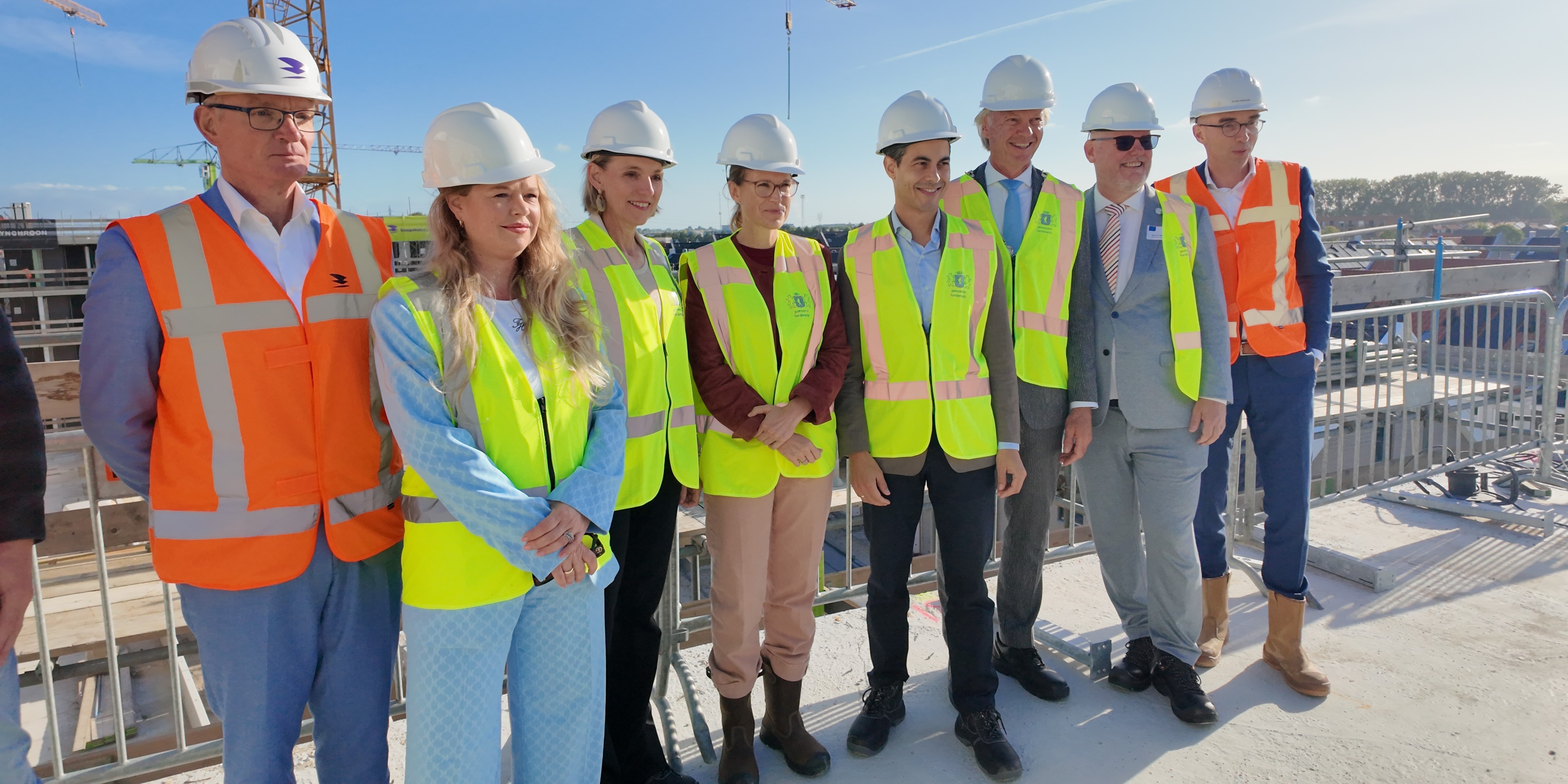 Foto: ‘Harderwijkse aanpak’ als voorbeeld: Jetten en ministers bezoeken Waterfront