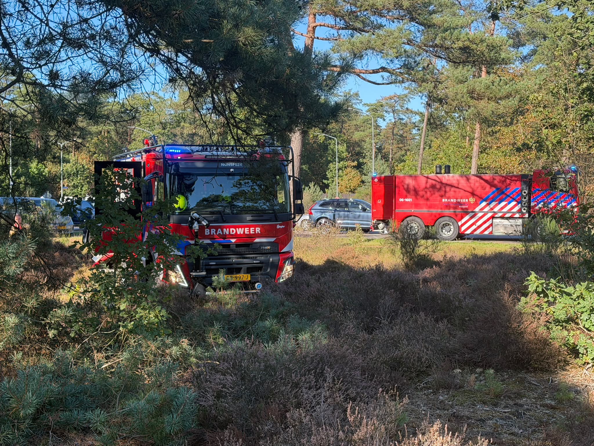 Foto: Kleine heidebrand aan Eperweg snel onder controle