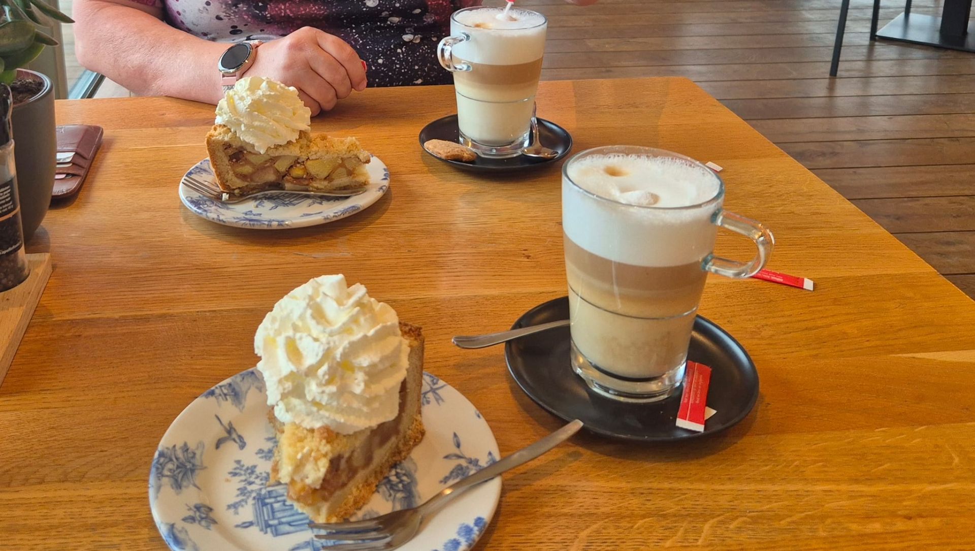 Foto: Schietgeluid verstoort Rolfs (67) vakantierust: Landal biedt koffie en gebak