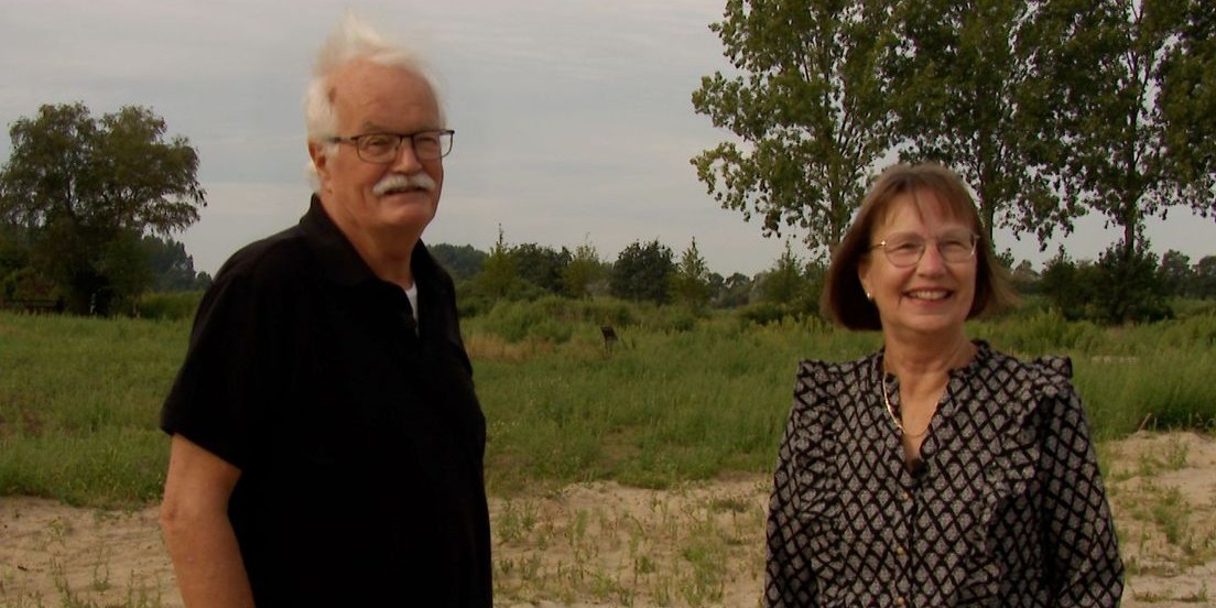Foto: Een verhuiscoach helpt John en Ans uit Nijkerk bij een moeilijke beslissing