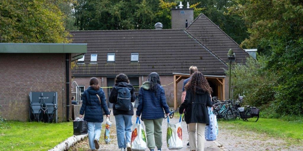 Foto: Barneveld ruilt 32 asielplekken voor 99 plekken voor Oekraïense ontheemden