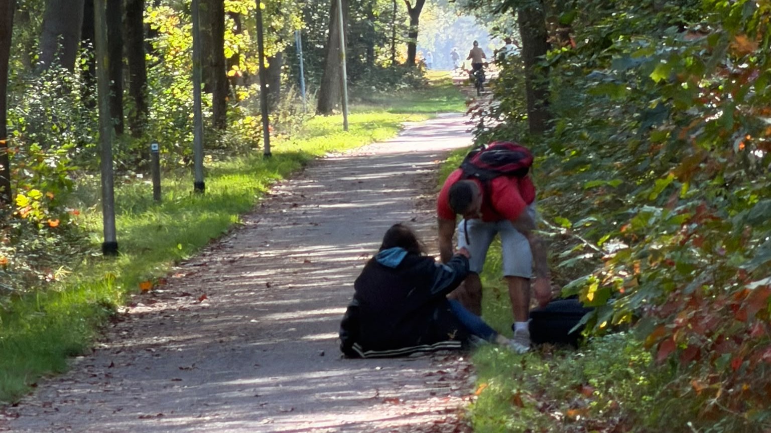 Foto: Vrouw opnieuw opgepakt na overlast in Elspeet: ook haar vriend aangehouden