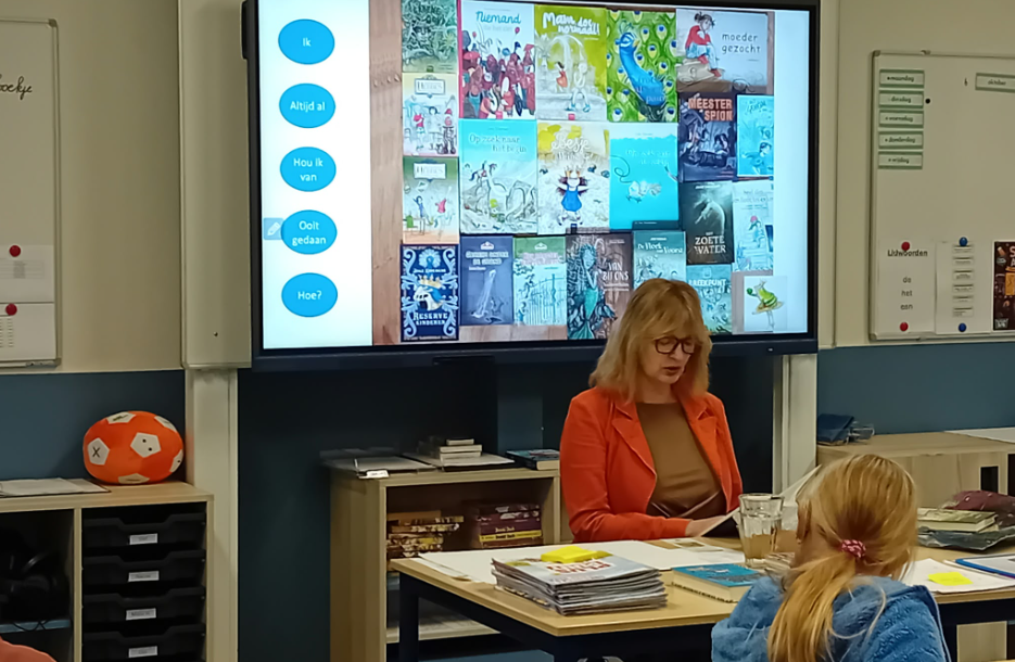 Foto: Kinderboekenweek leeft ook buiten de bibliotheek: honderden leerlingen ontmoeten auteurs en illustratoren