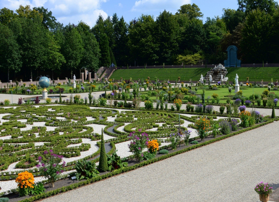Foto: De symboliek van de planten en bloemen van Paleis het Loo