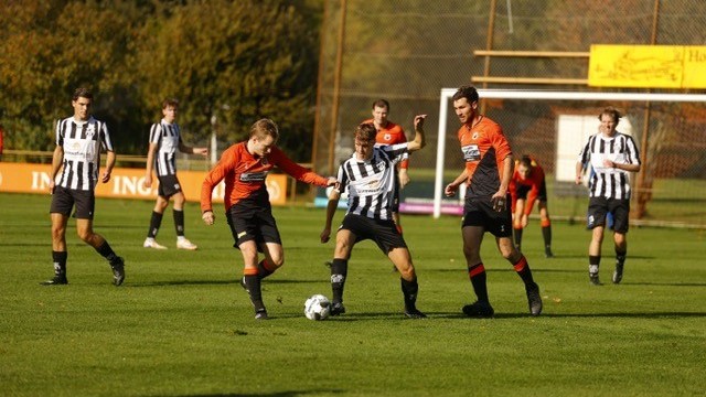 Foto: vv Elspeet wint, maar laat grote score achterwege