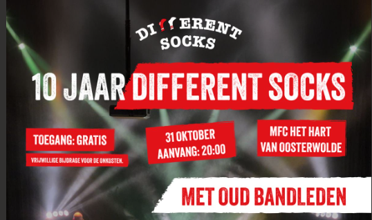 Foto: Coverband Different Socks viert tienjarig bestaan met jubileumconcert in Oosterwolde