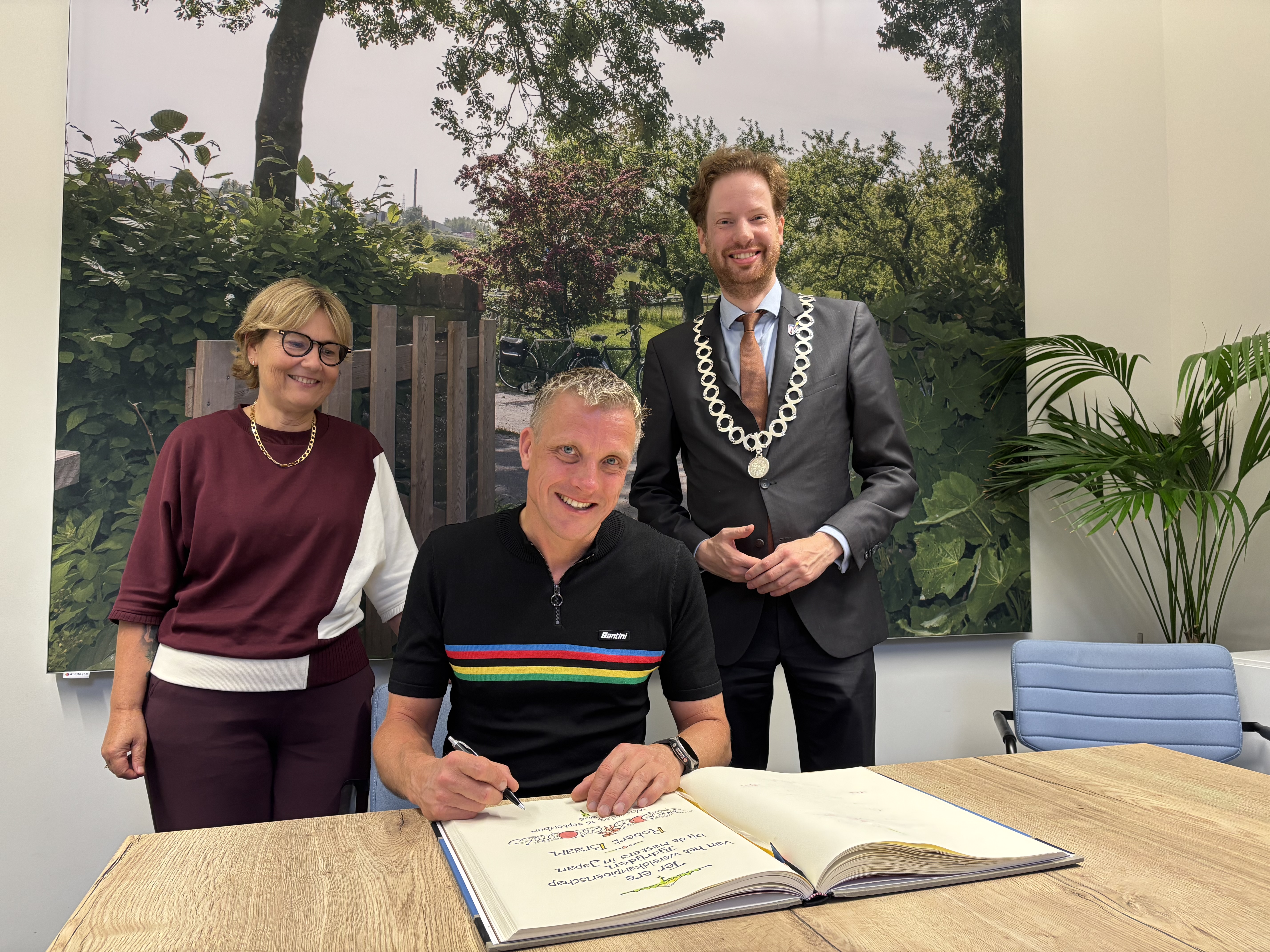 Foto: Wereldkampioen Robert Braam gehuldigd